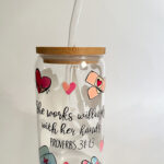 Glasbecher Proverbs 31:13